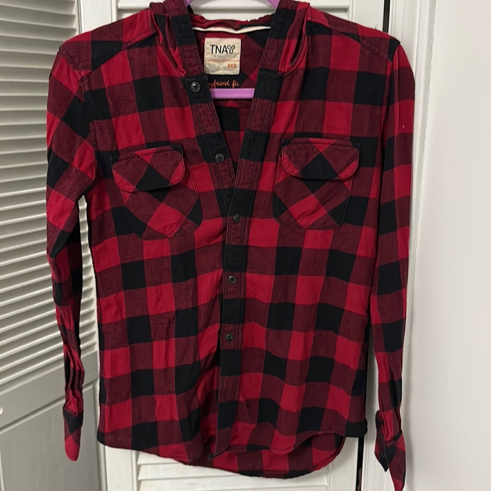 Button hoodie shirt size XSS red and black very good condition